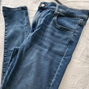 Levi's Blue Skinny Jeans with Classic Indigo Shades